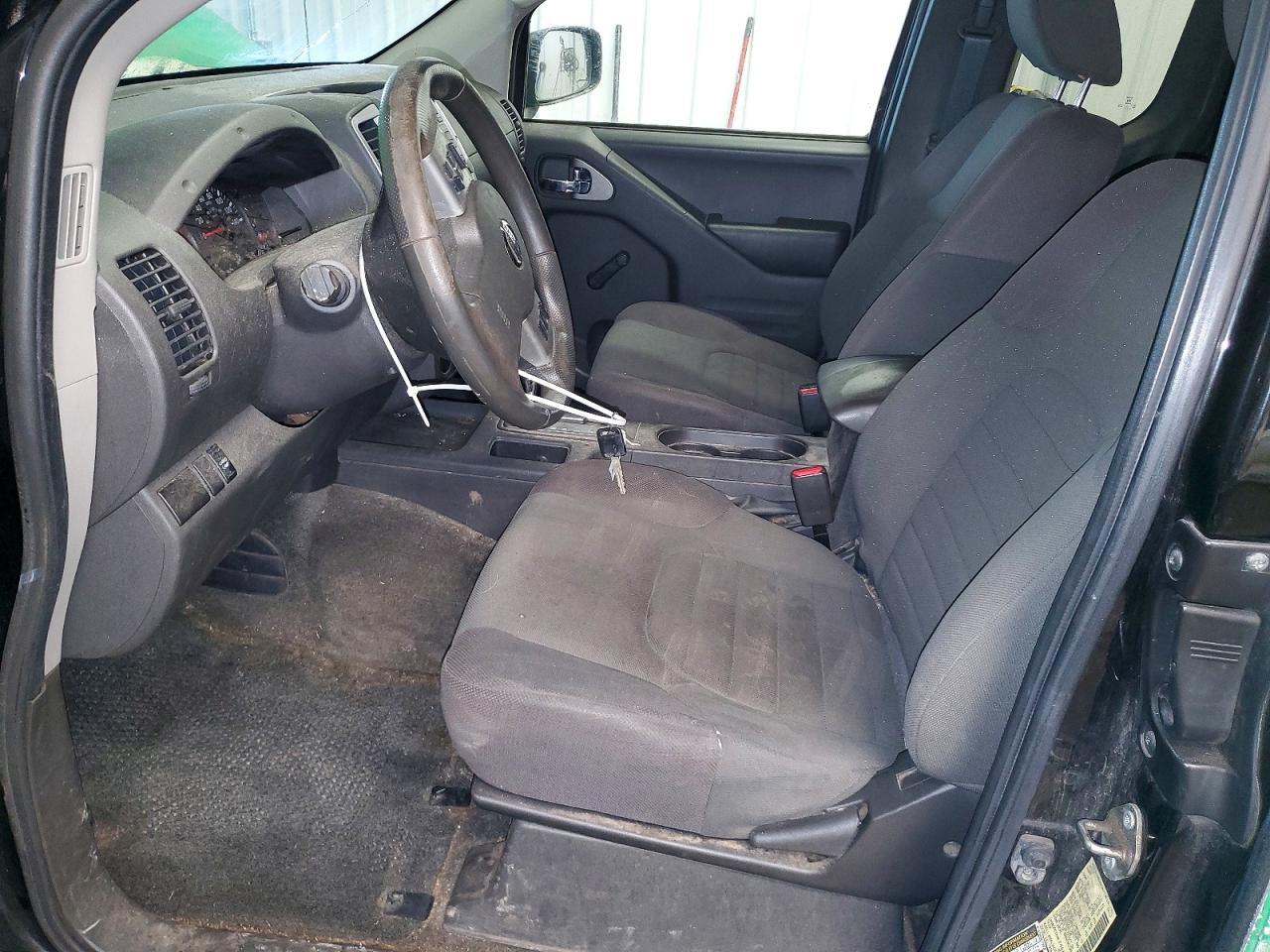 2017 NISSAN Frontier