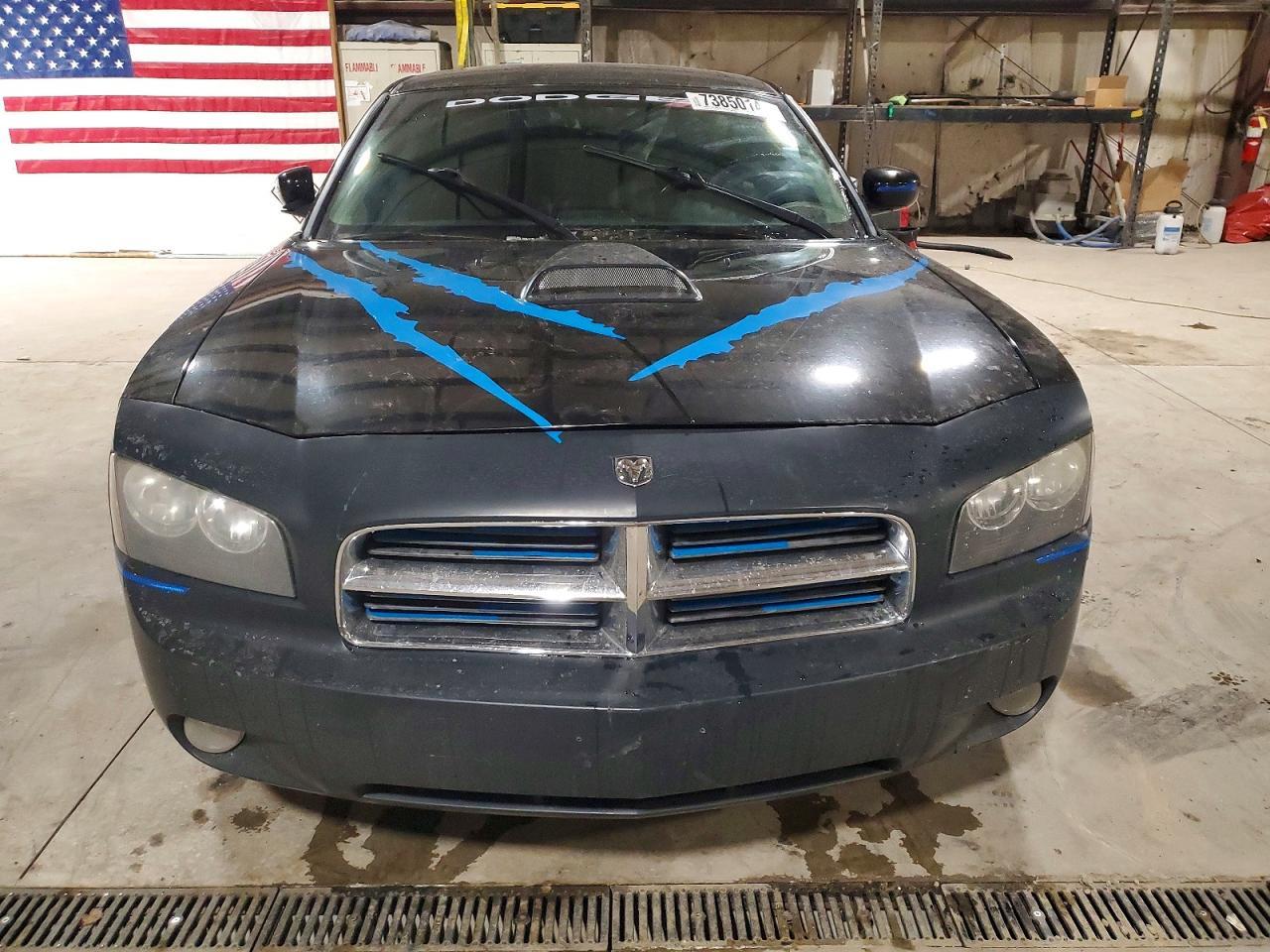 2010 DODGE CHARGER