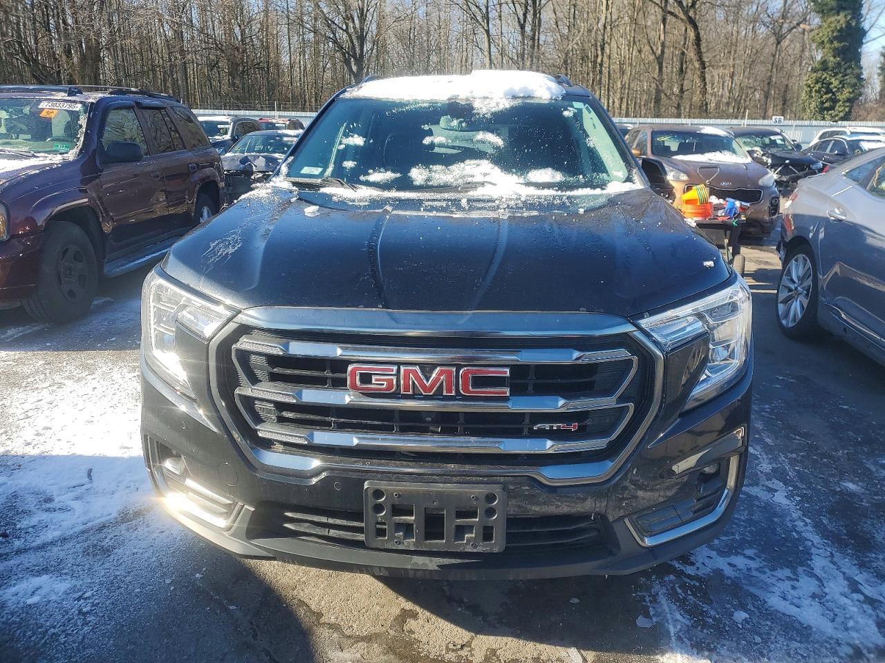 2023 GMC Terrain
