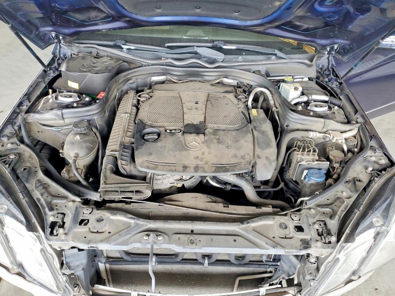 2013 MERCEDES-BENZ E-Class