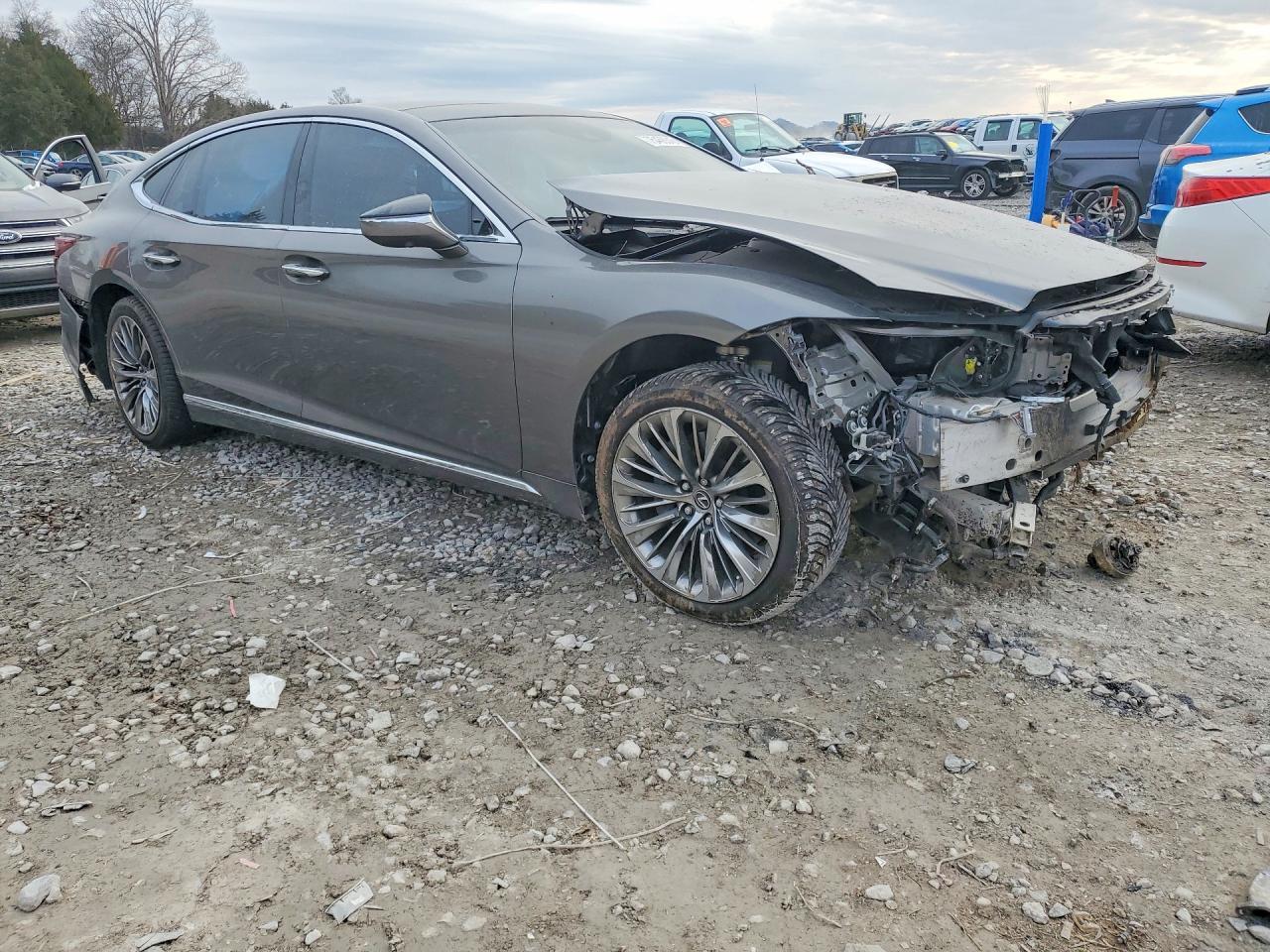 2022 LEXUS LS 500