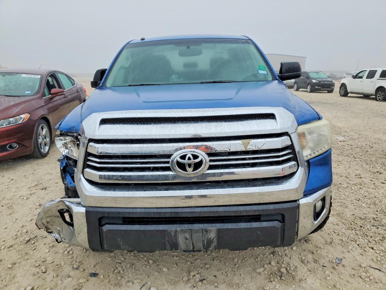 2016 TOYOTA TUNDRA