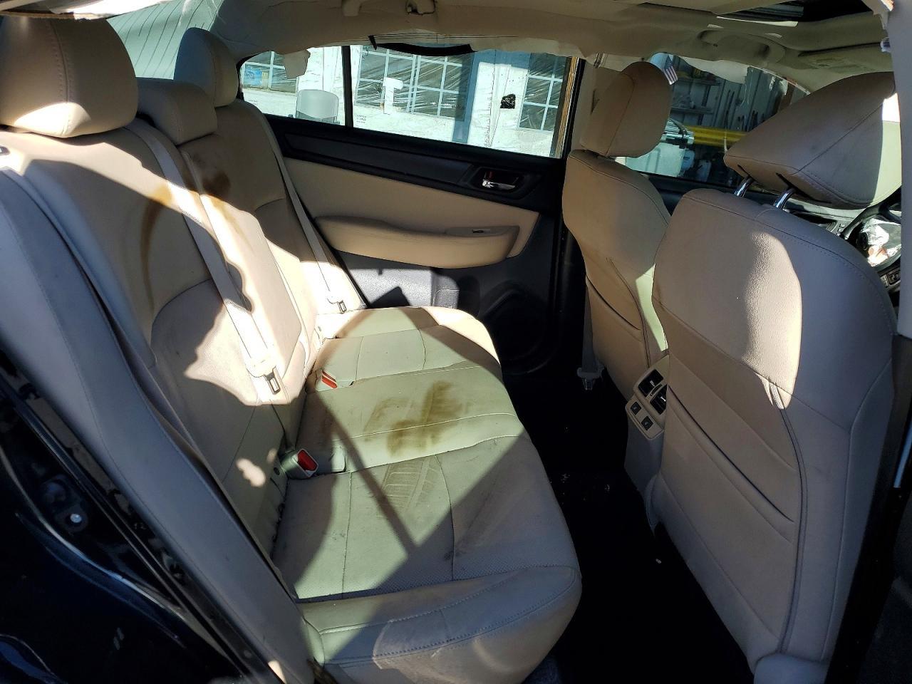 2017 SUBARU Legacy