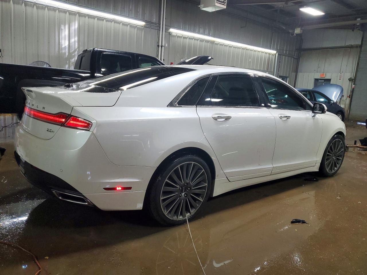 2015 LINCOLN MKZ