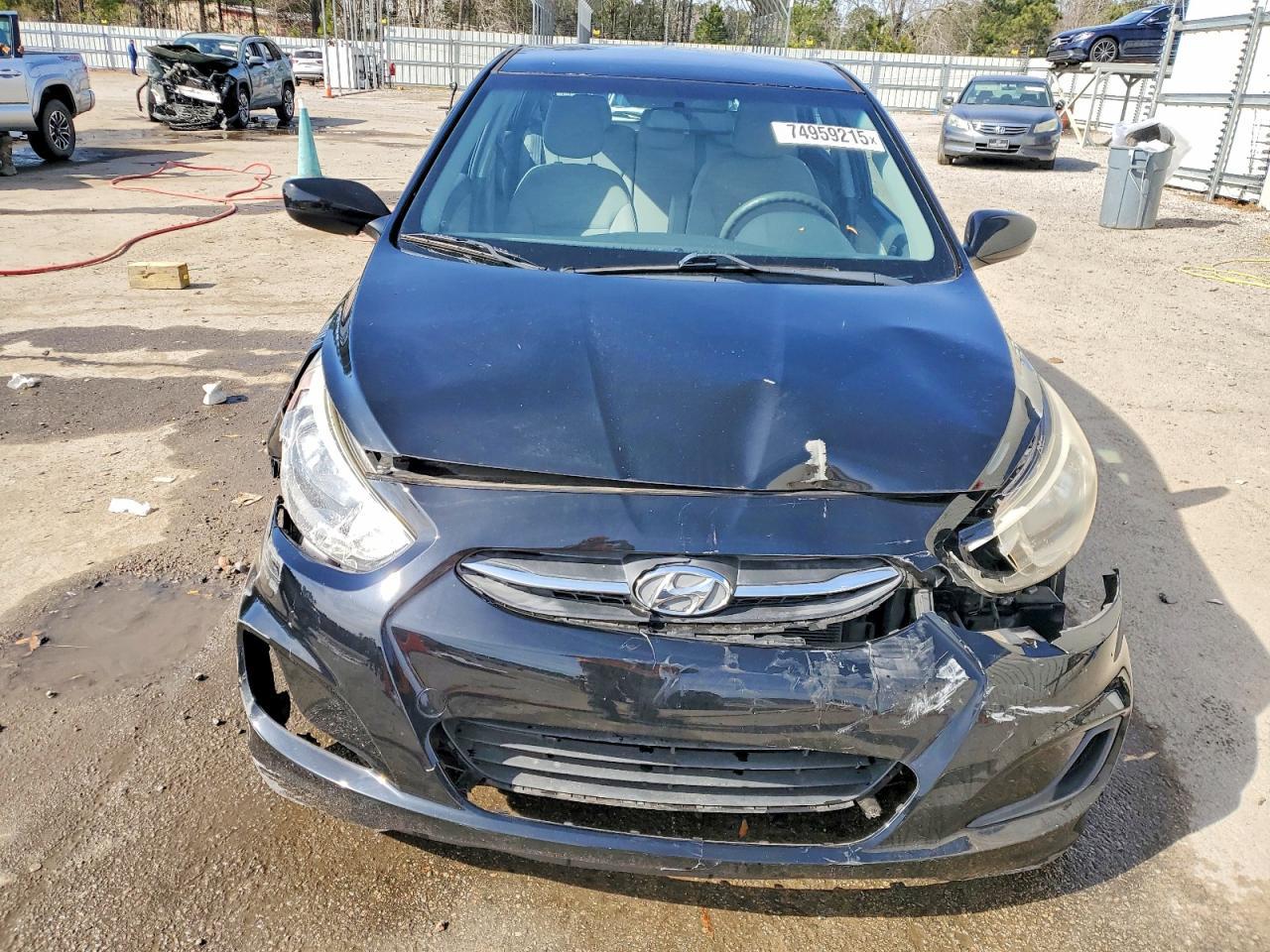 2015 HYUNDAI ACCENT
