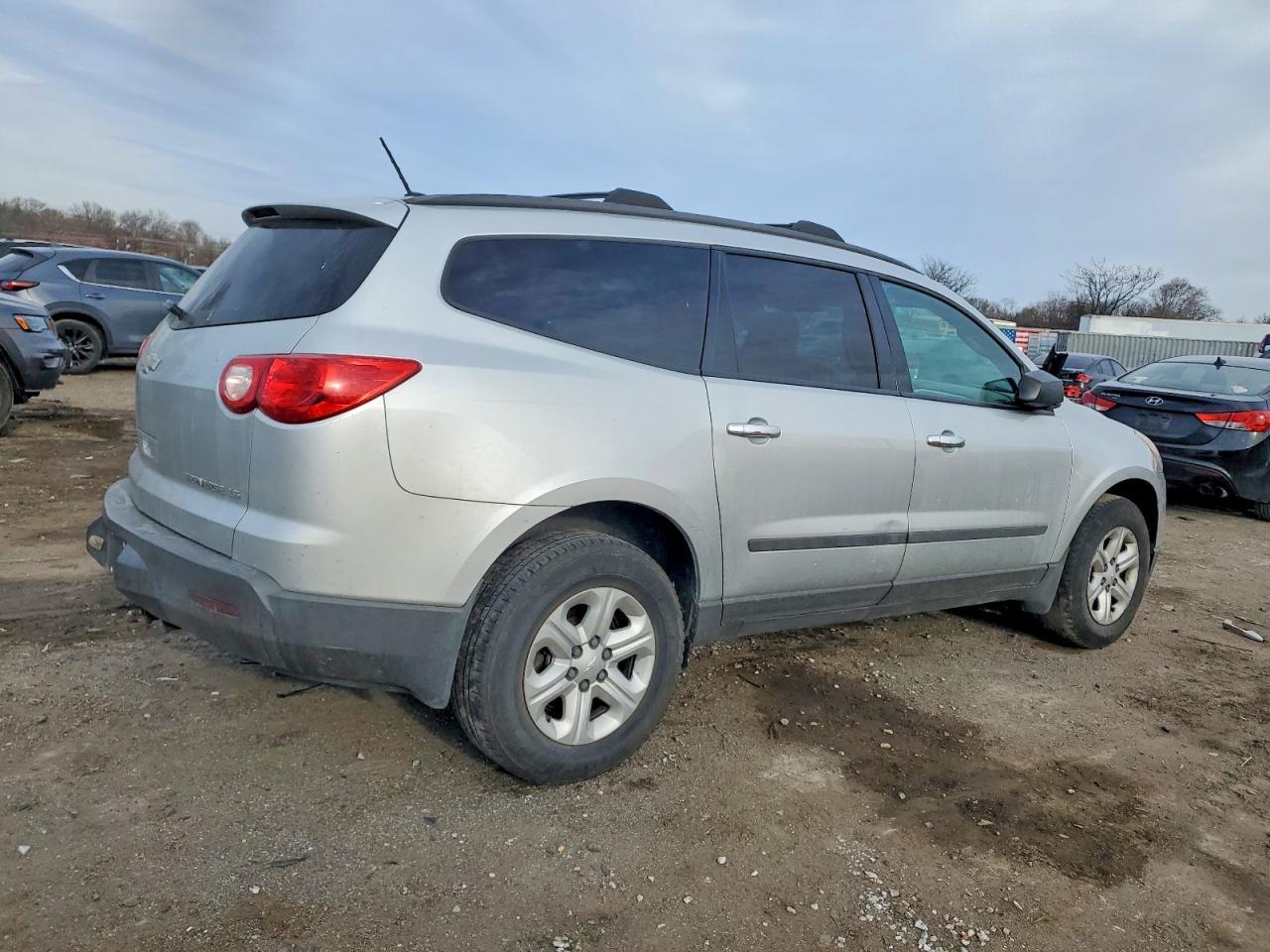 2011 CHEVROLET TRAVERSE