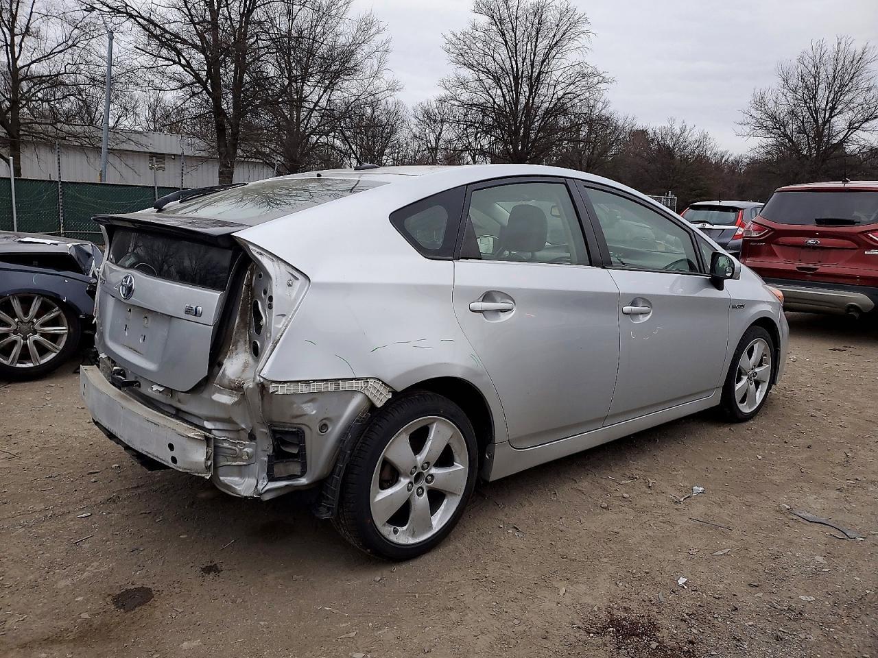 2015 TOYOTA PRIUS