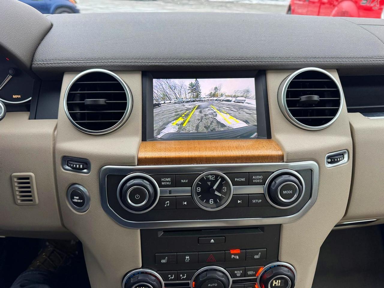 2016 LAND ROVER LR4