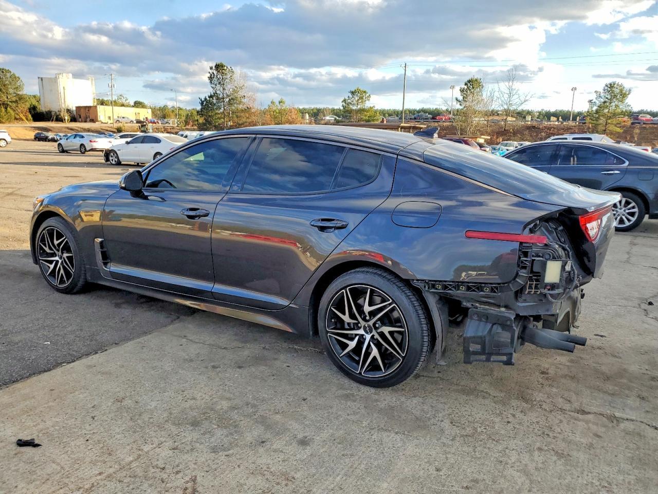 2022 KIA Stinger