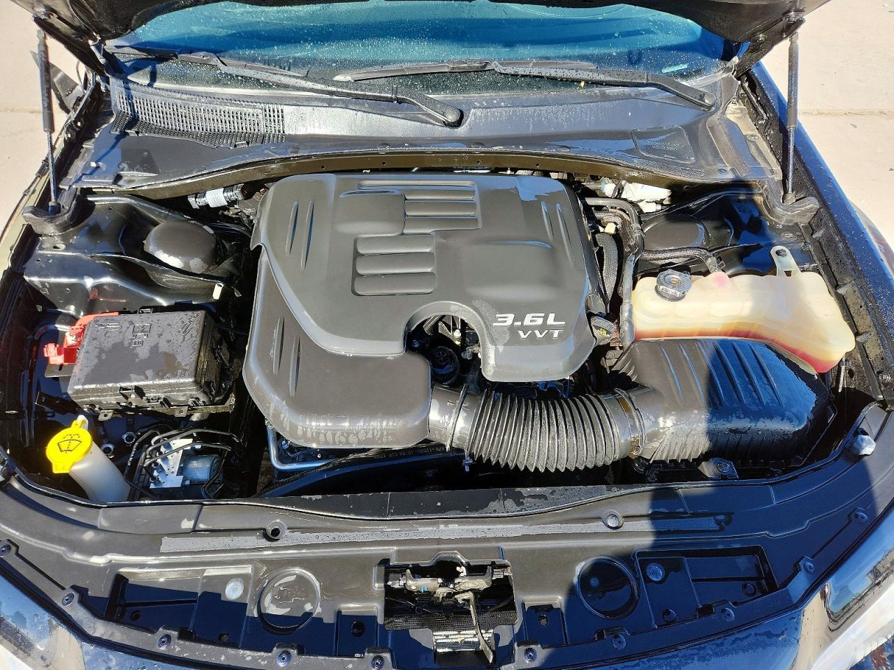 2019 CHRYSLER 300