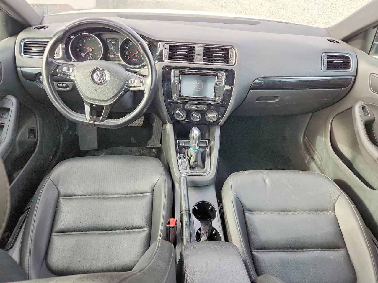 2018 VOLKSWAGEN JETTA