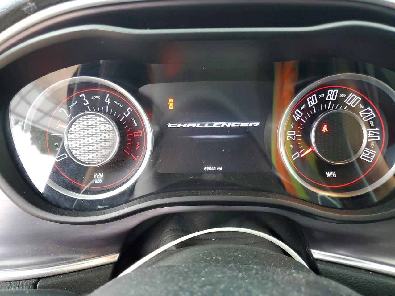 2015 DODGE Challenger