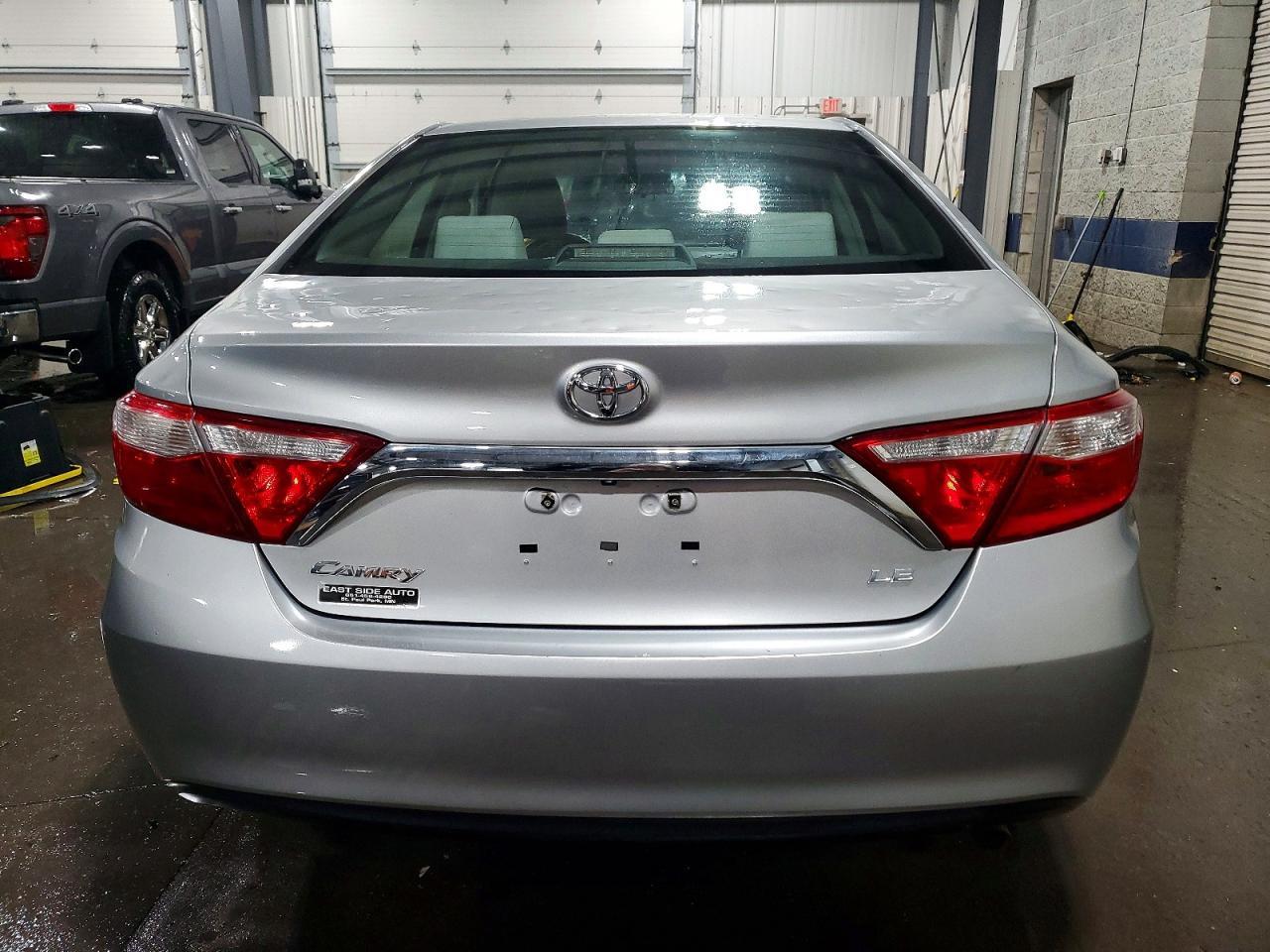 2017 TOYOTA CAMRY
