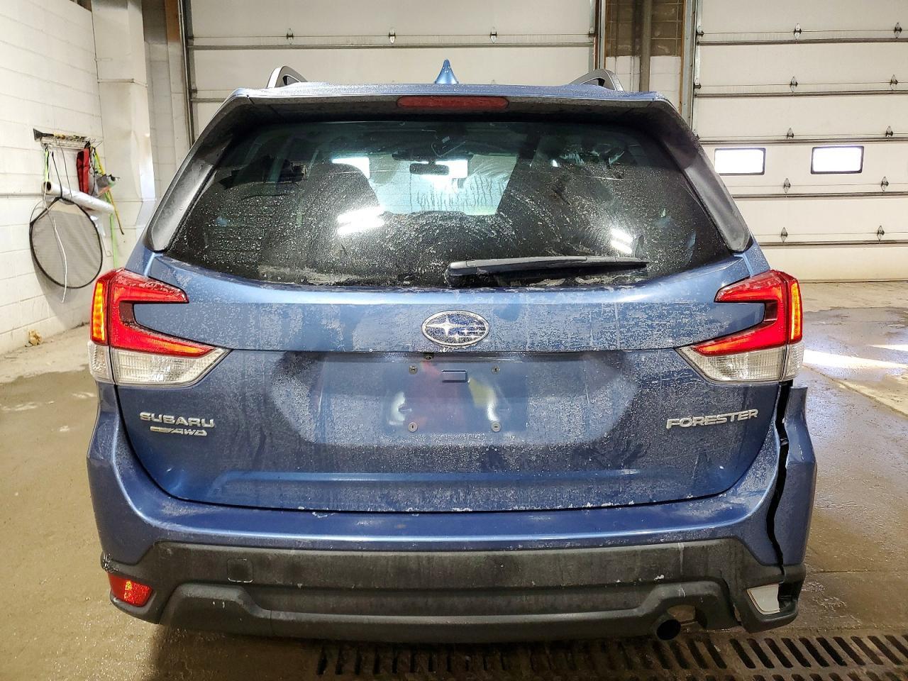 2023 SUBARU FORESTER