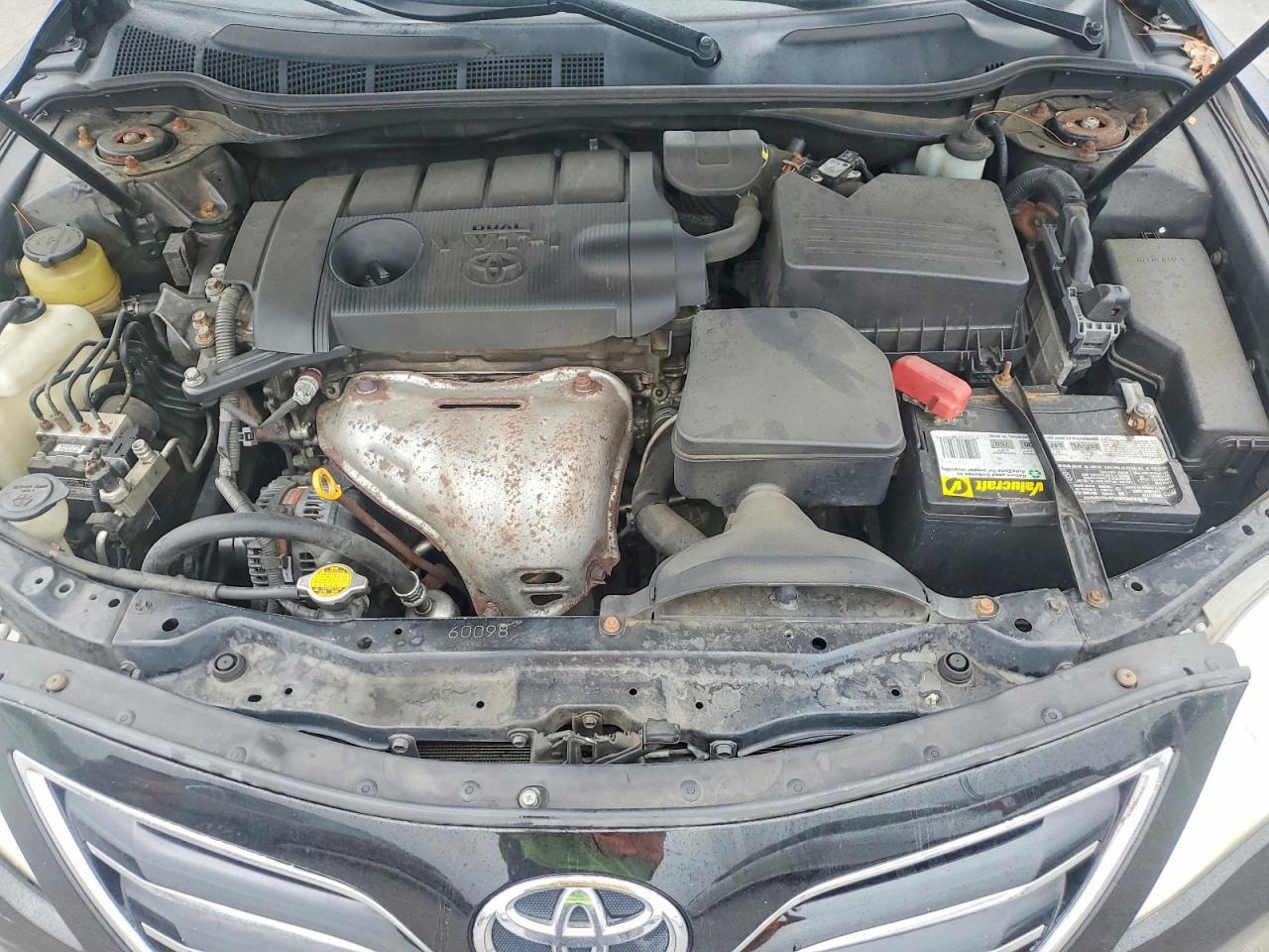 2011 TOYOTA CAMRY