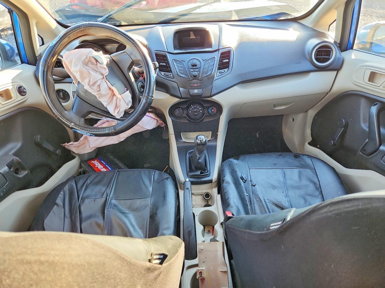 2011 FORD Fiesta