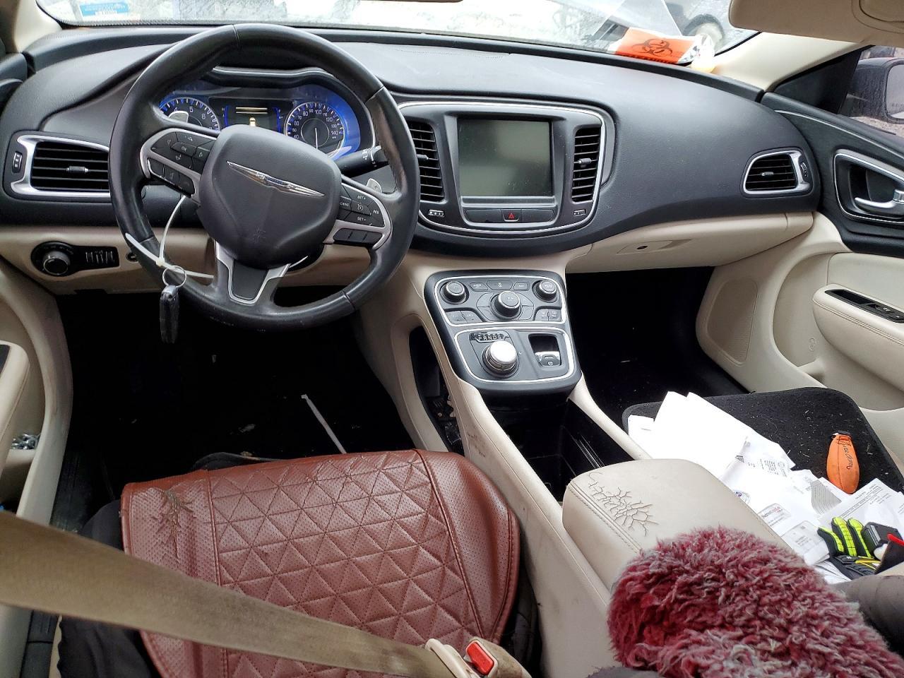 2016 CHRYSLER 200