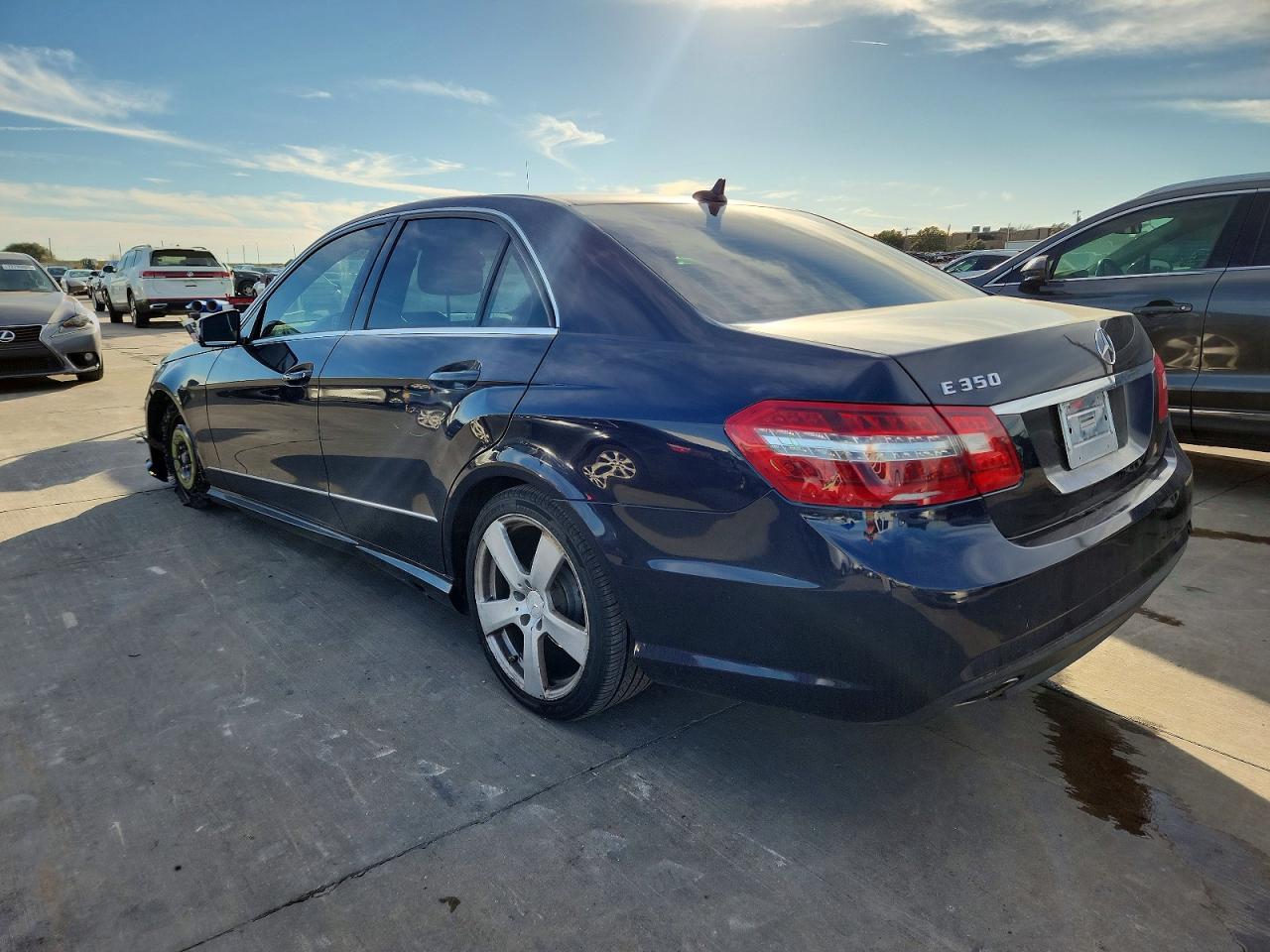 2011 MERCEDES-BENZ E-Class