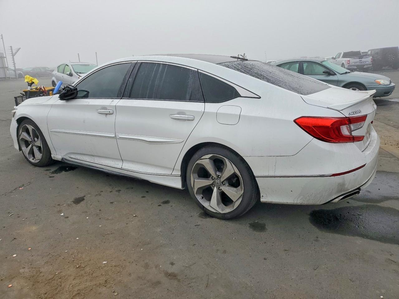 2018 HONDA ACCORD