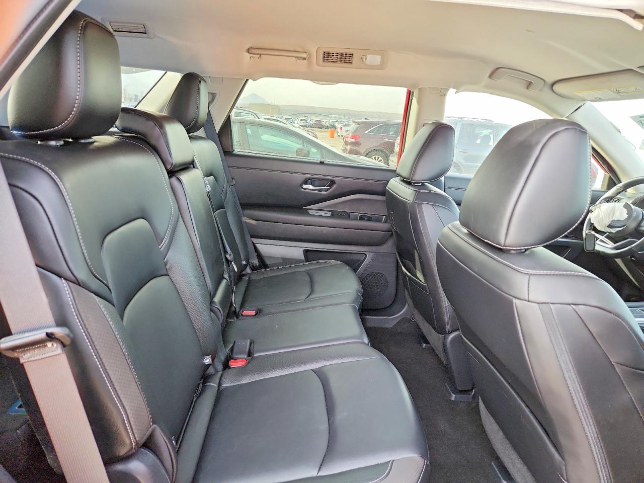 2024 NISSAN PATHFINDER