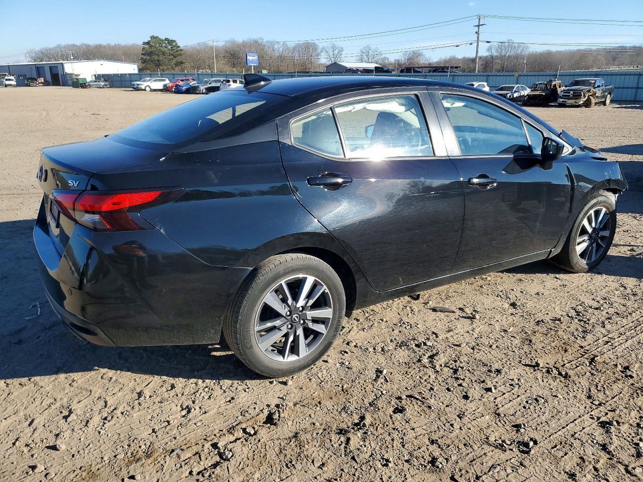 2023 NISSAN VERSA