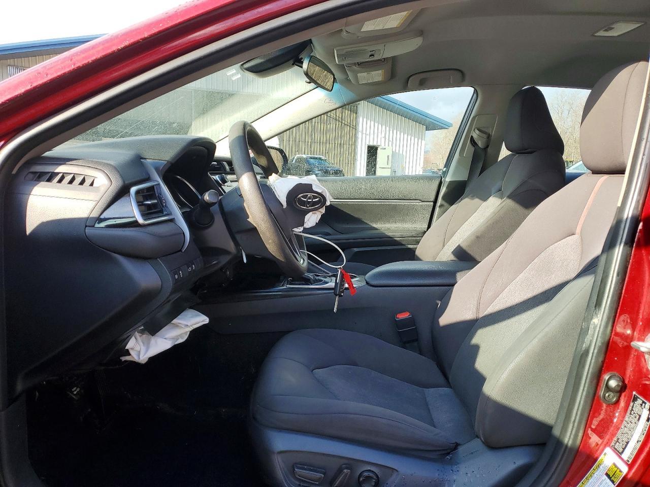 2018 TOYOTA CAMRY