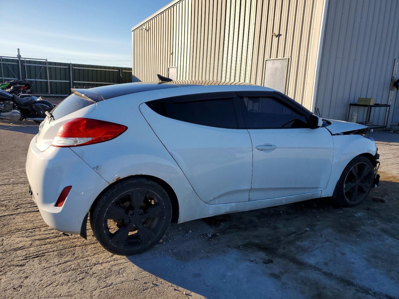 2016 HYUNDAI VELOSTER