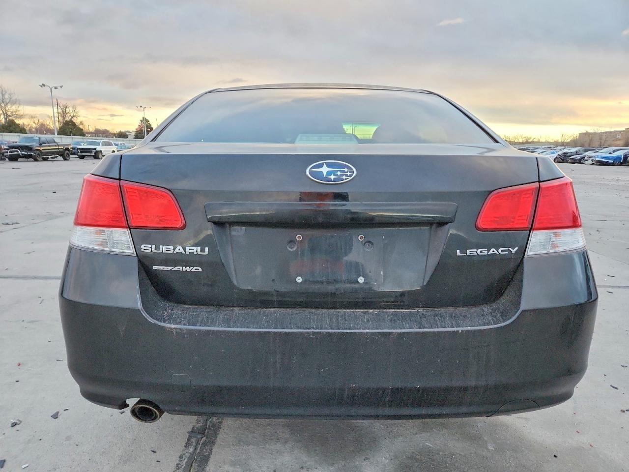 2013 SUBARU Legacy