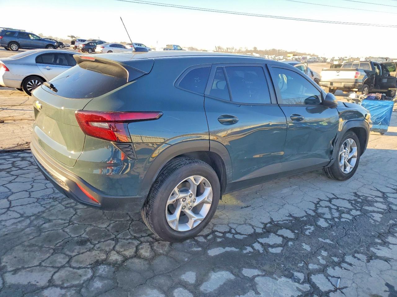 2025 CHEVROLET TRAX