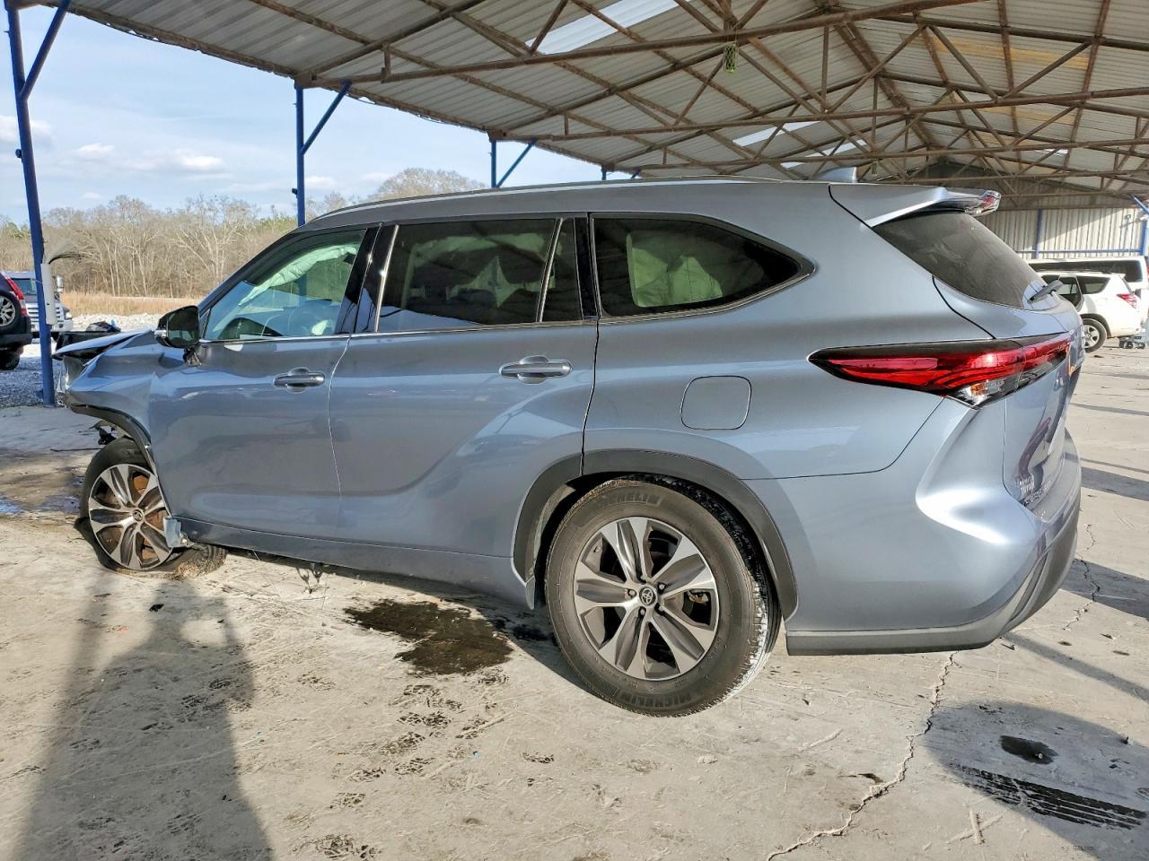 2021 TOYOTA HIGHLANDER
