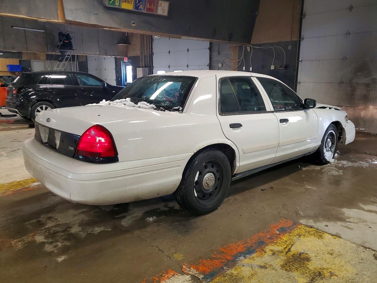 2011 FORD Crown Victoria