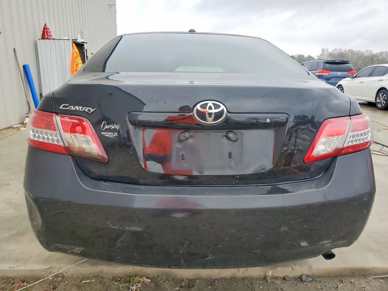 2010 TOYOTA CAMRY