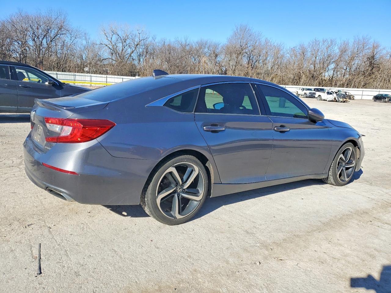 2018 HONDA ACCORD