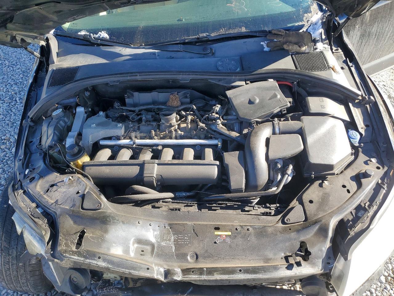 2010 VOLVO XC70