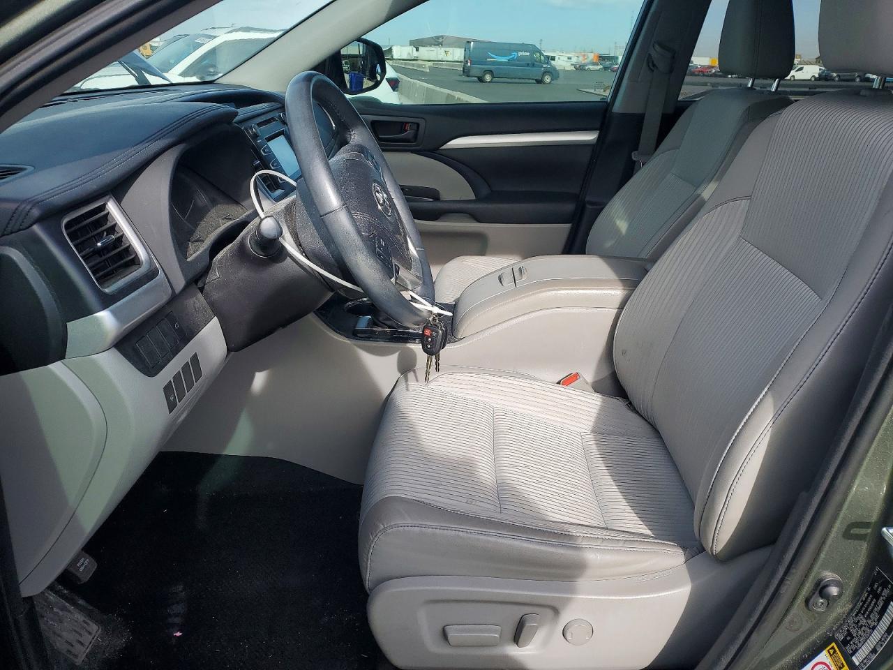 2015 TOYOTA HIGHLANDER