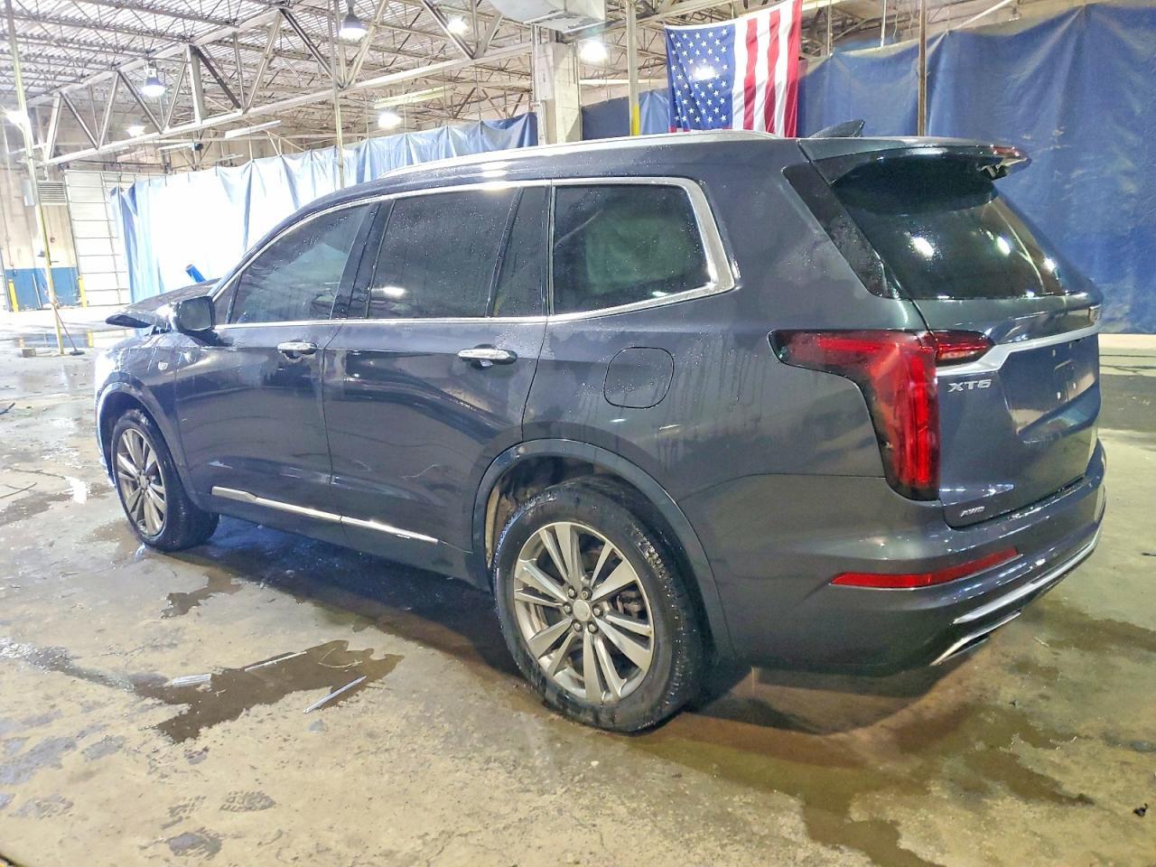 2022 CADILLAC XT6