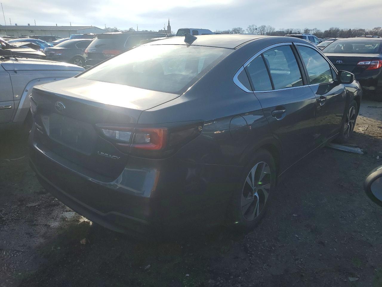 2021 SUBARU Legacy
