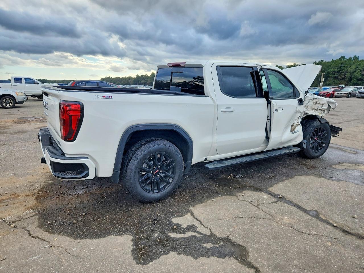 2025 GMC Sierra