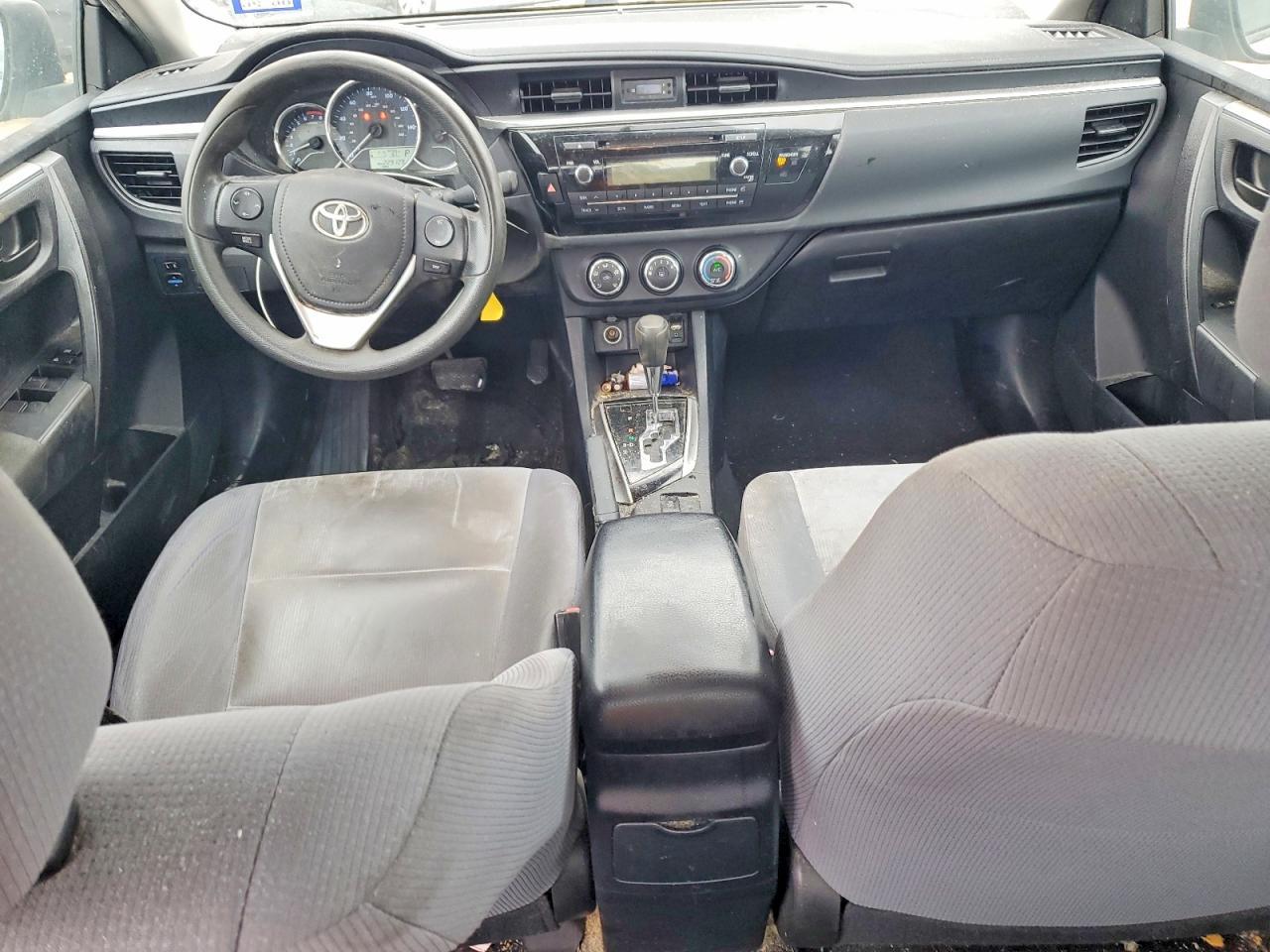 2015 TOYOTA COROLLA