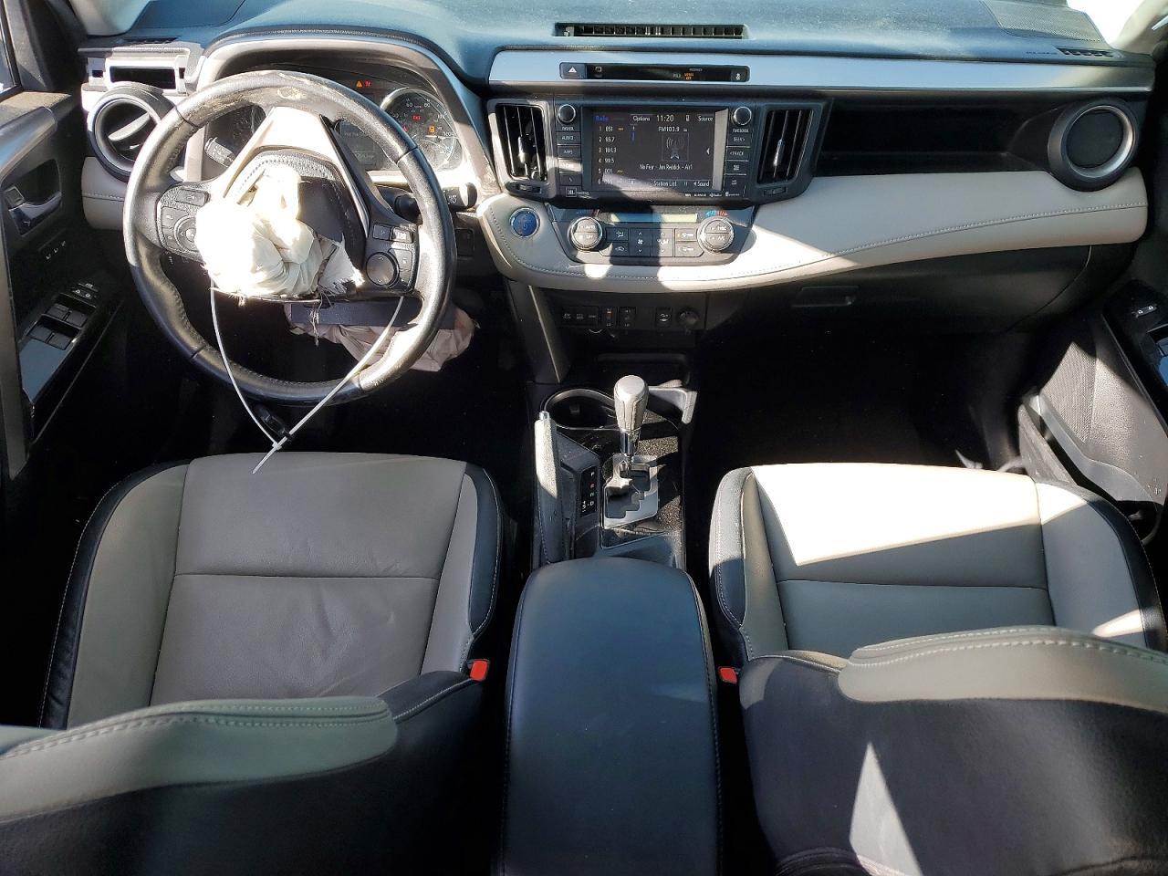 2016 TOYOTA RAV4