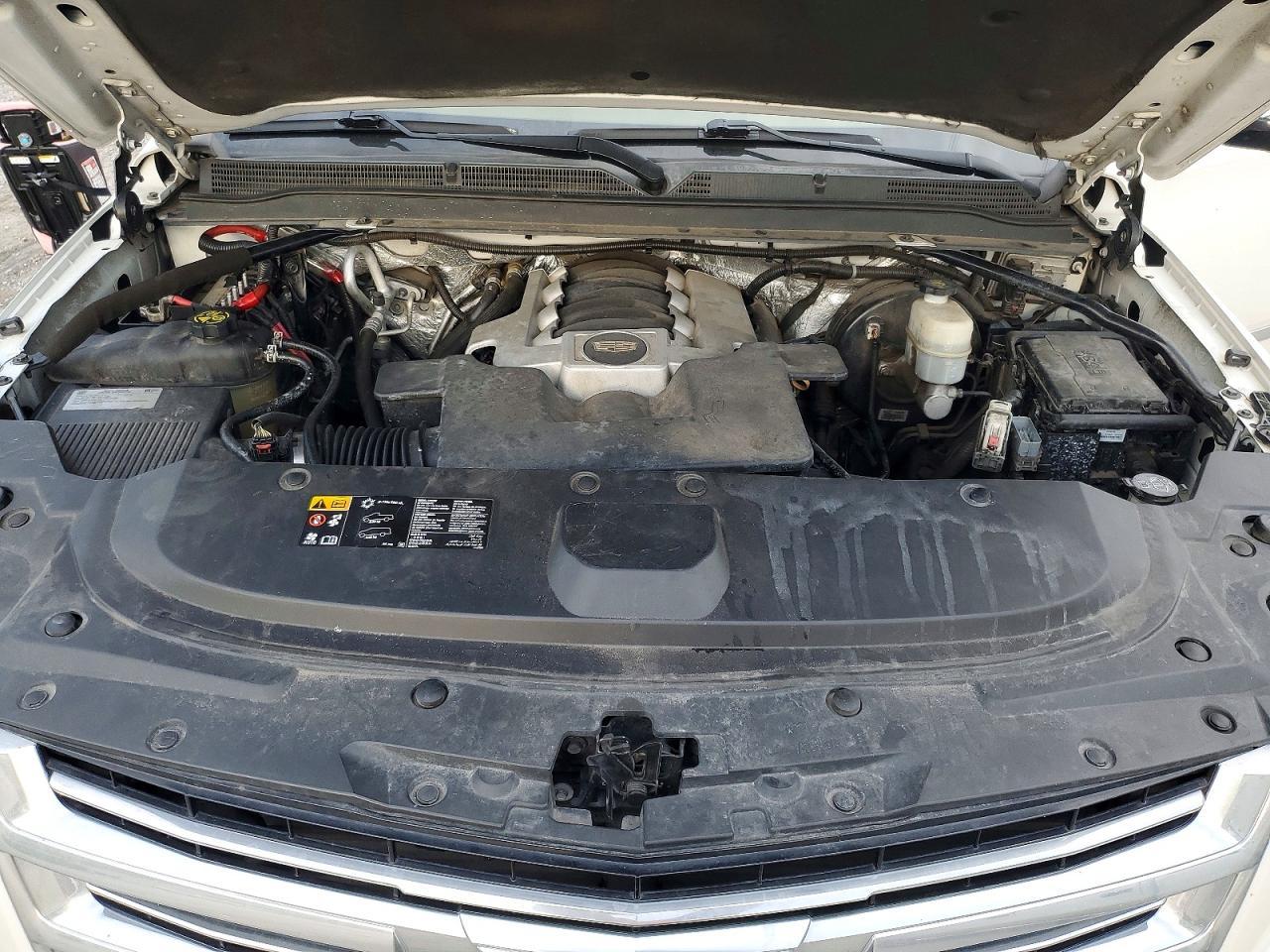 2016 CADILLAC Escalade ESV