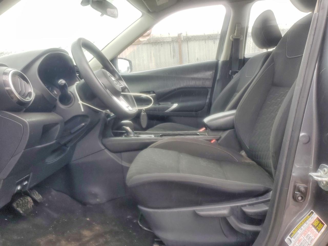 2021 NISSAN KICKS
