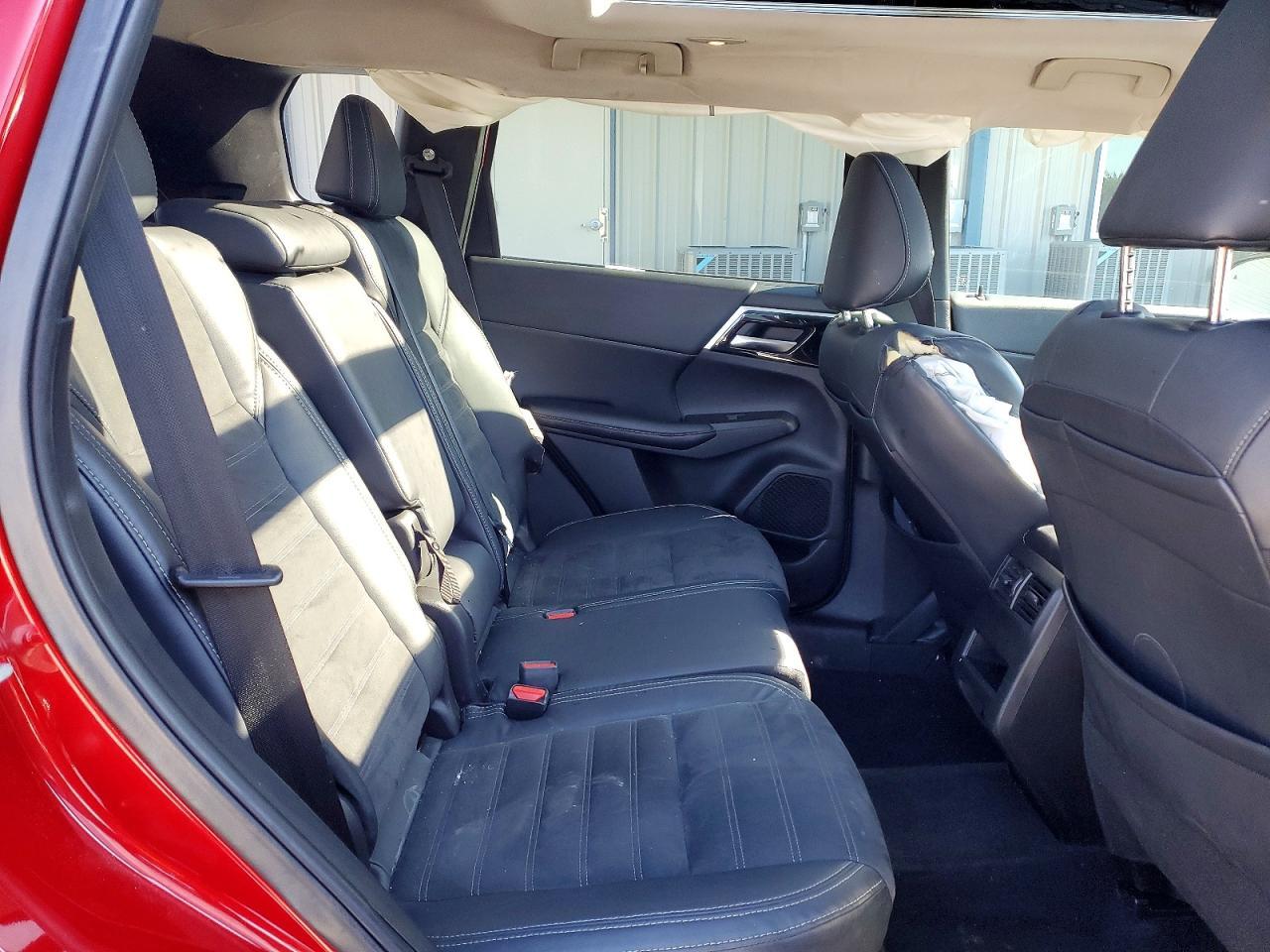 2022 MITSUBISHI outlander