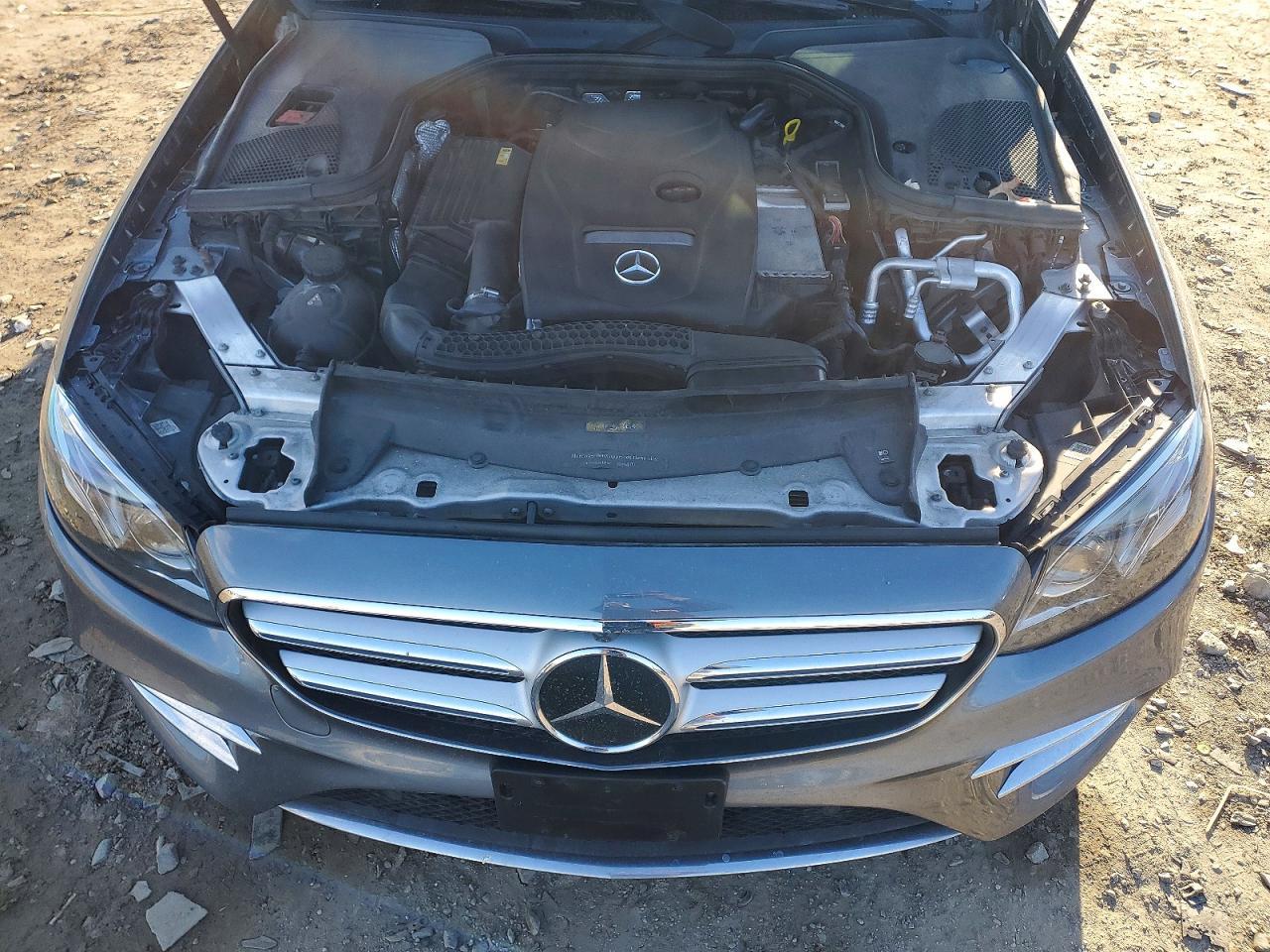 2017 MERCEDES-BENZ E-Class