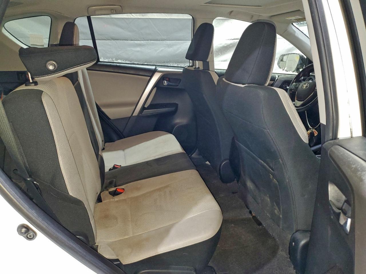 2016 TOYOTA RAV4