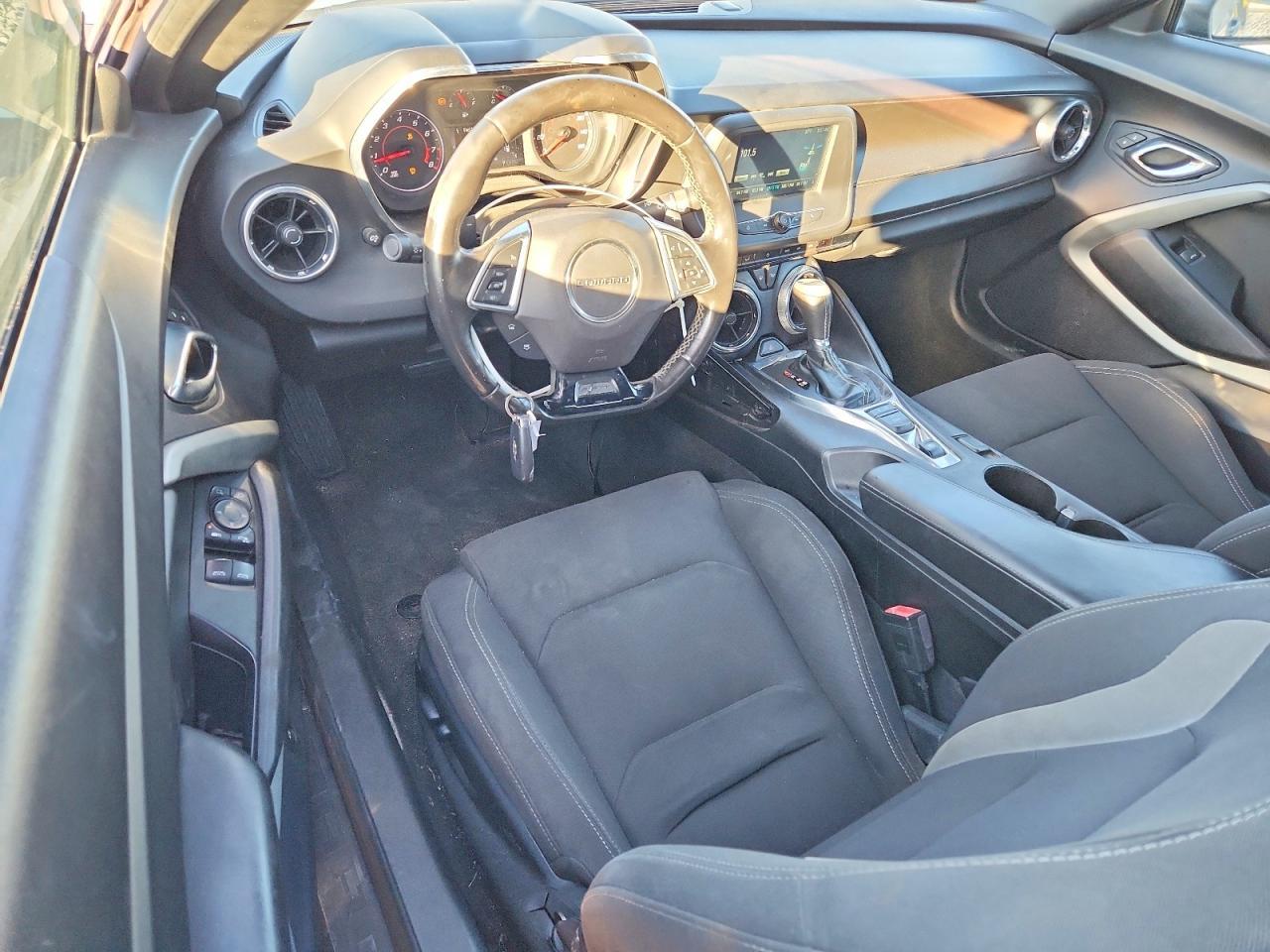 2017 CHEVROLET Camaro