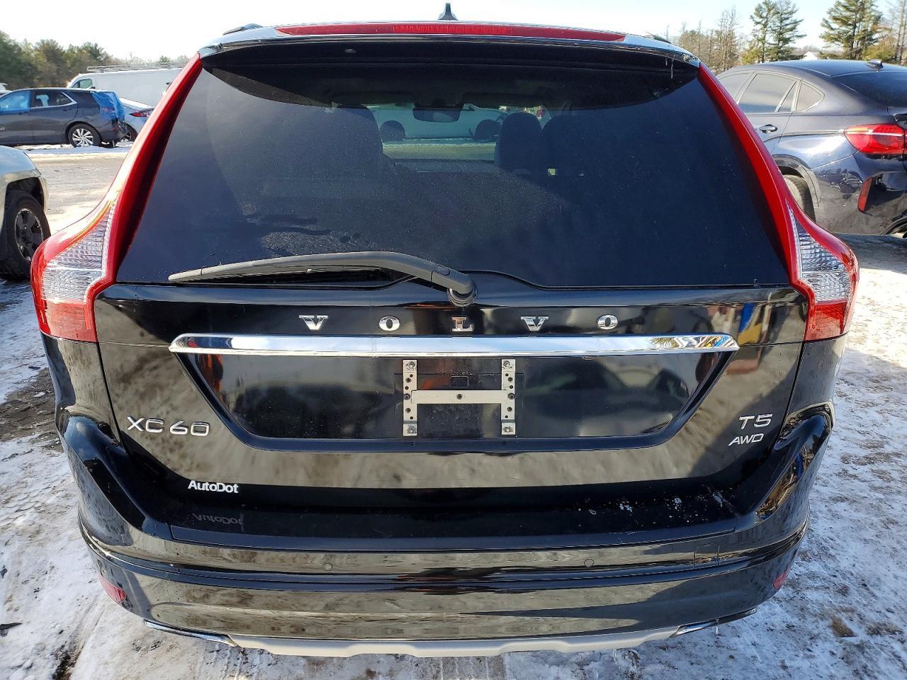 2016 VOLVO XC60