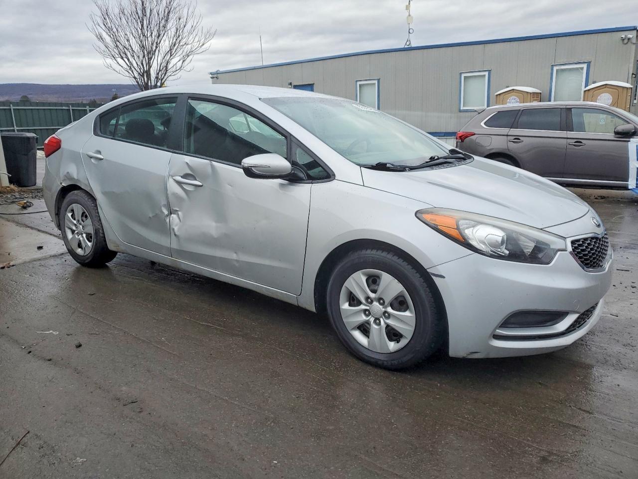 2016 KIA FORTE