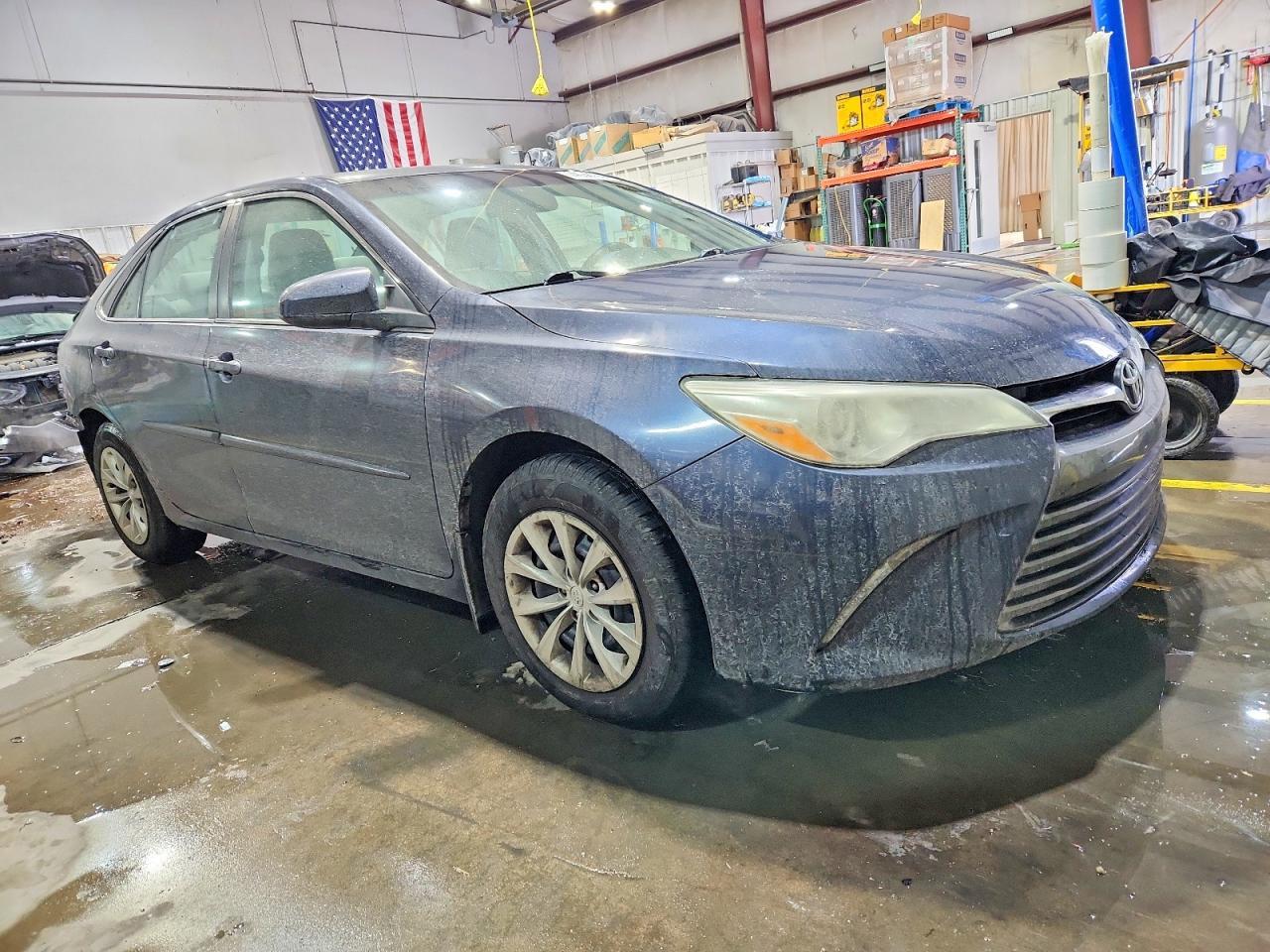 2015 TOYOTA CAMRY