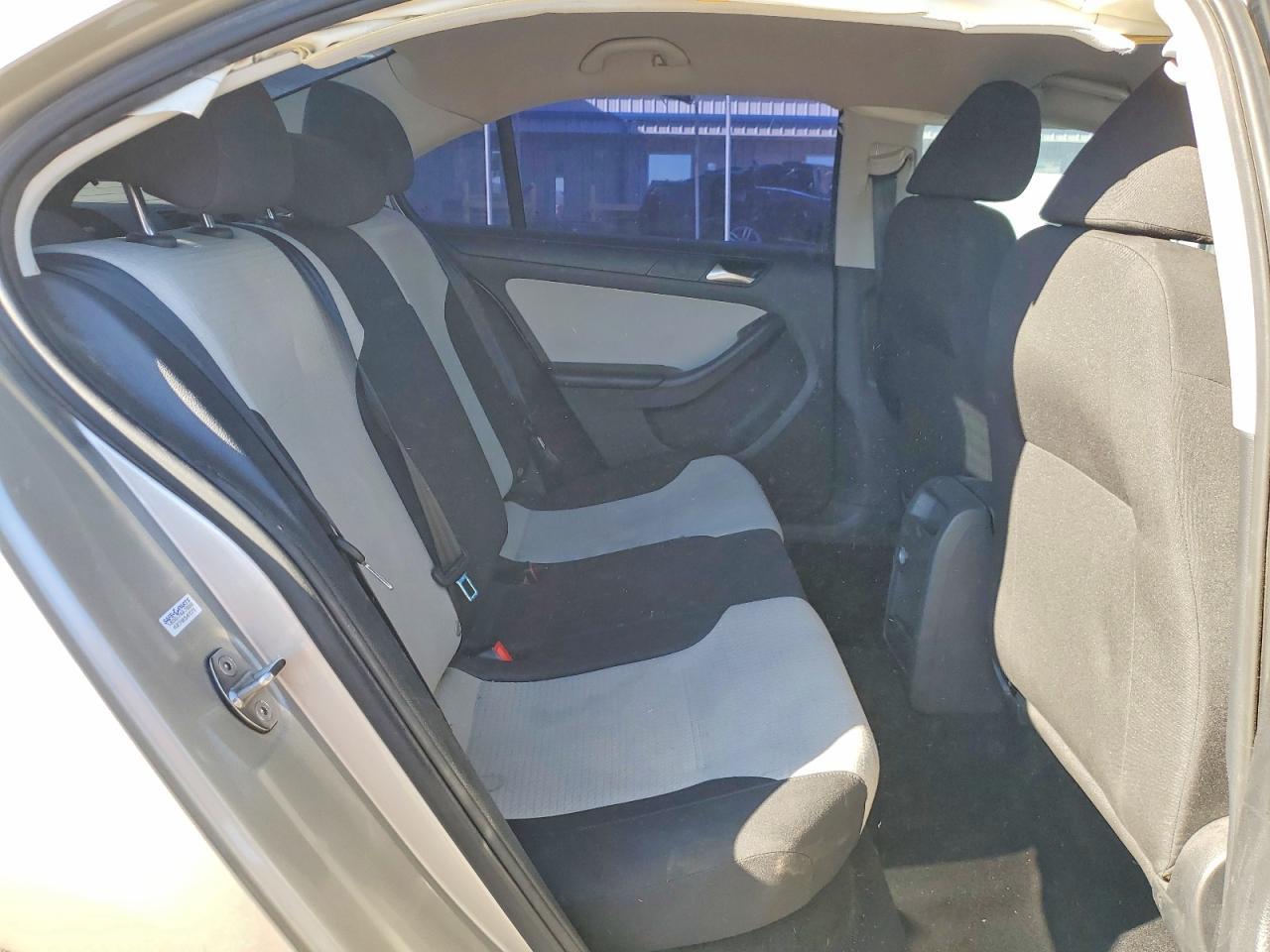 2015 VOLKSWAGEN JETTA